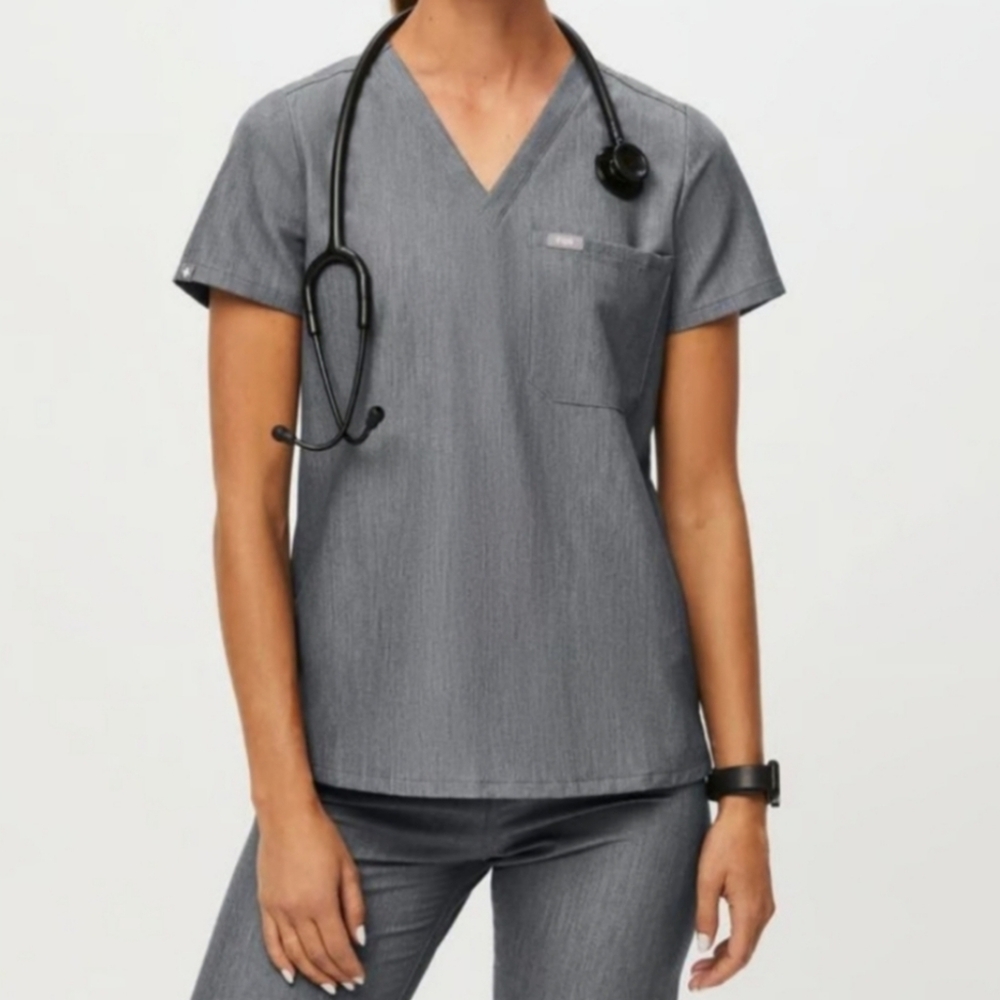 NEW Figs Catarina scrub top graphite small